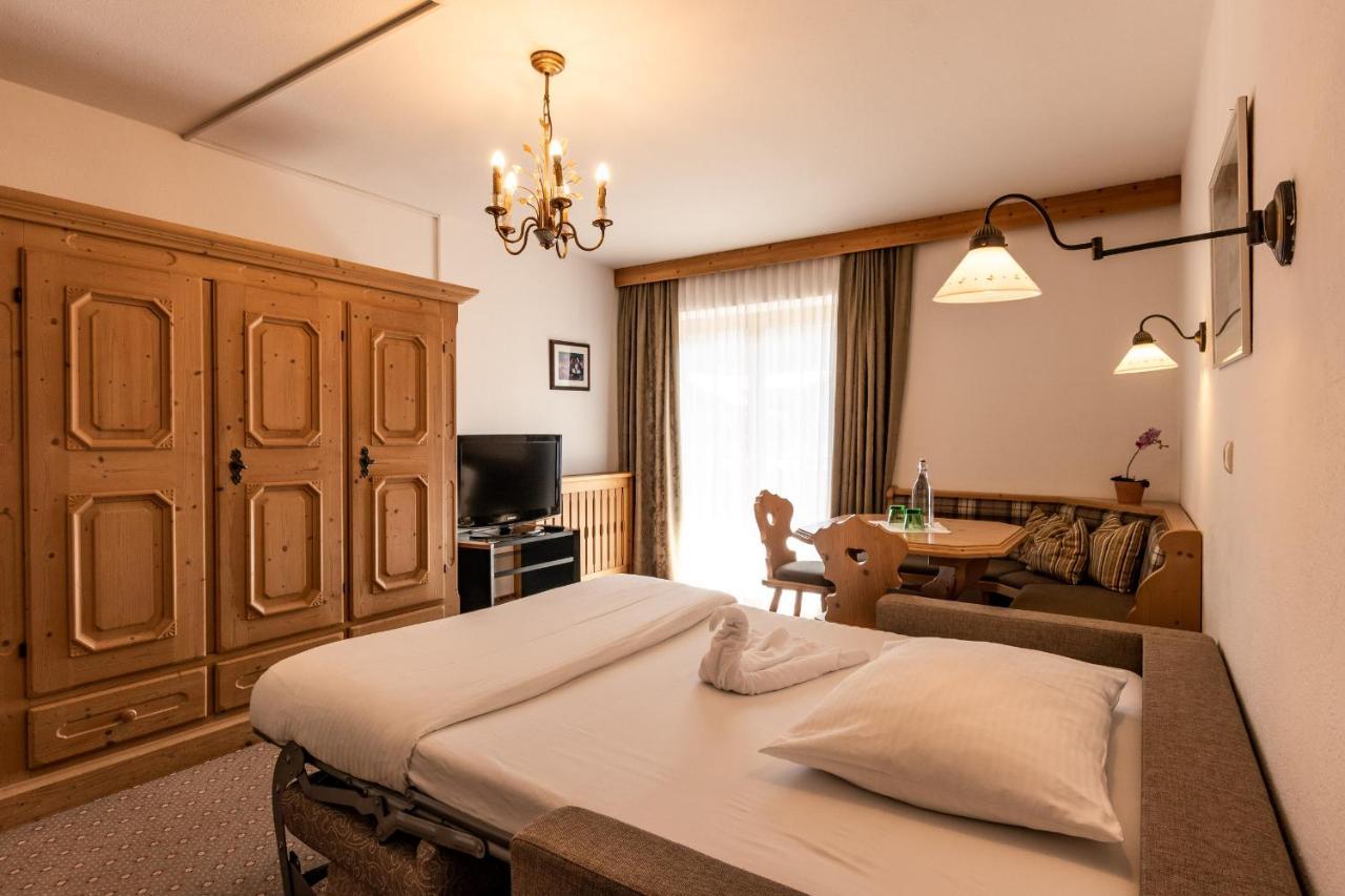 Hotel Hochfilzer 엘마우 외부 사진